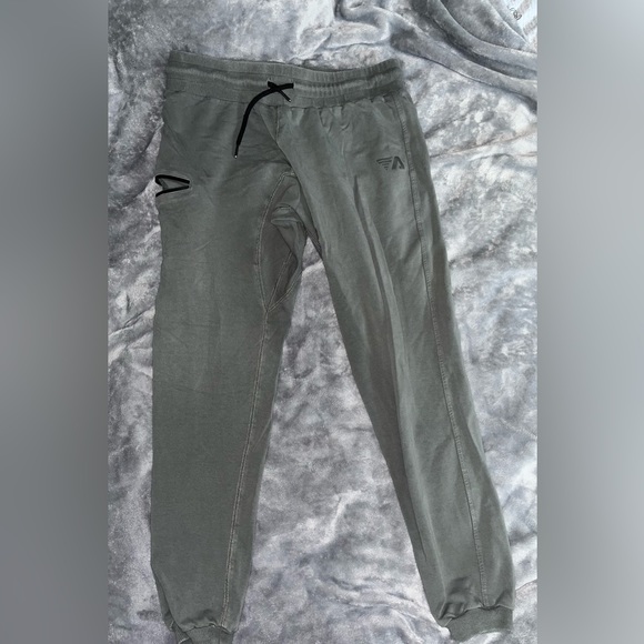 Total Alpha Workout Pants size Large - Picture 1 of 4